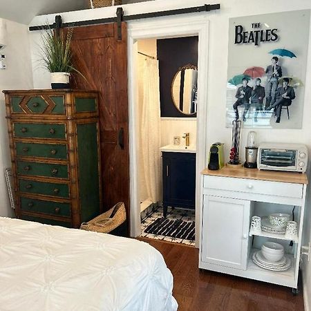 Adorable 1 Bedroom Cottage New York Ngoại thất bức ảnh