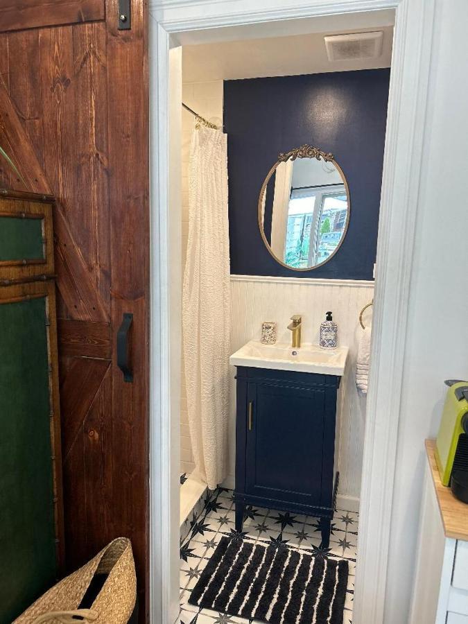 Adorable 1 Bedroom Cottage New York Ngoại thất bức ảnh
