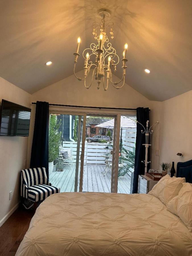 Adorable 1 Bedroom Cottage New York Ngoại thất bức ảnh